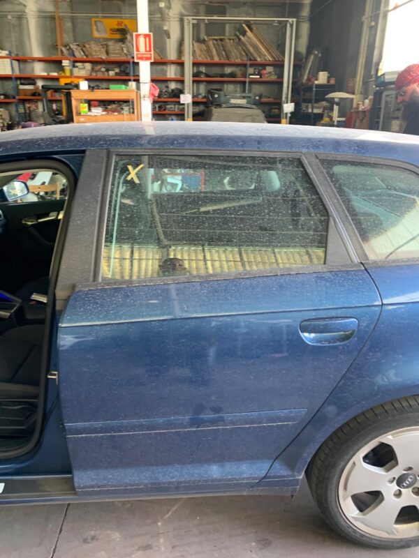 PUERTA TRASERA IZQUIERDA AUDI A3 SPORTBACK (8PA)