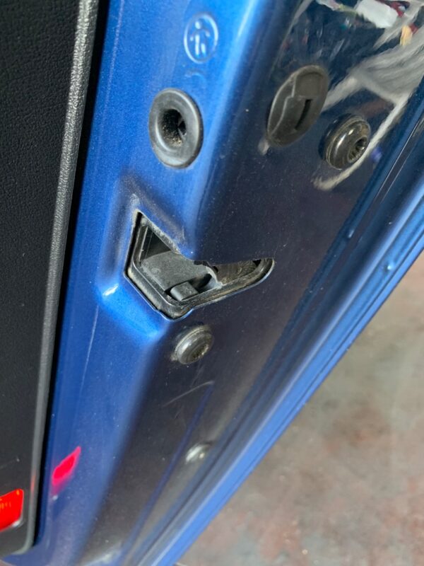 CERRADURA PUERTA TRASERA DERECHA AUDI A3 SPORTBACK (8PA)