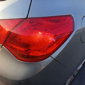 PILOTO TRASERO DERECHO OPEL ASTRA J BERLINA 5P