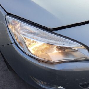 FARO DERECHO OPEL ASTRA J BERLINA 5P