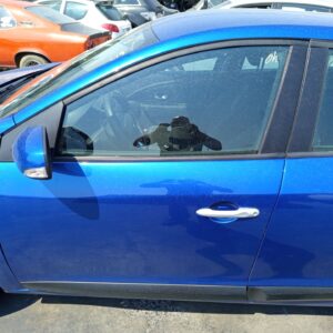 PUERTA DELANTERA IZQUIERDA RENAULT MEGANE III BERLINA 5P