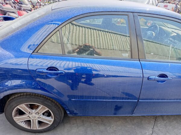 PUERTA TRASERA DERECHA MAZDA 6 BERLINA (GG)