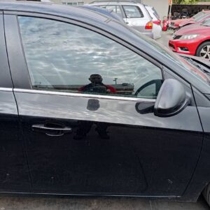 PUERTA DELANTERA DERECHA CHEVROLET CRUZE