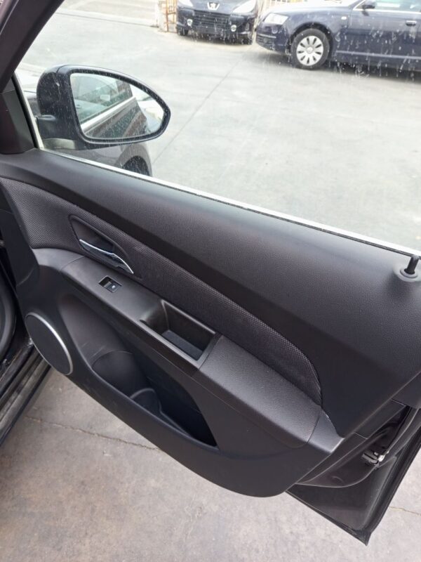 ELEVALUNAS DELANTERO DERECHO CHEVROLET CRUZE