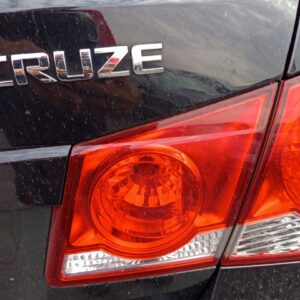 PILOTO TRASERO DERECHO INTERIOR CHEVROLET CRUZE