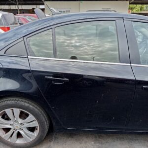 PUERTA TRASERA DERECHA CHEVROLET CRUZE