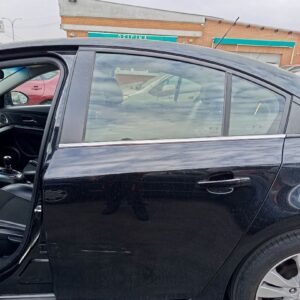 PUERTA TRASERA IZQUIERDA CHEVROLET CRUZE