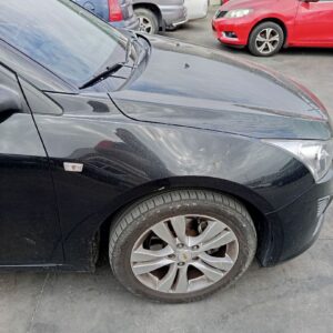ALETA DELANTERA DERECHA CHEVROLET CRUZE