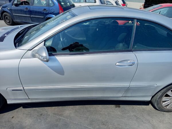 PUERTA DELANTERA IZQUIERDA MERCEDES-BENZ CLK (BM 209) COUPE