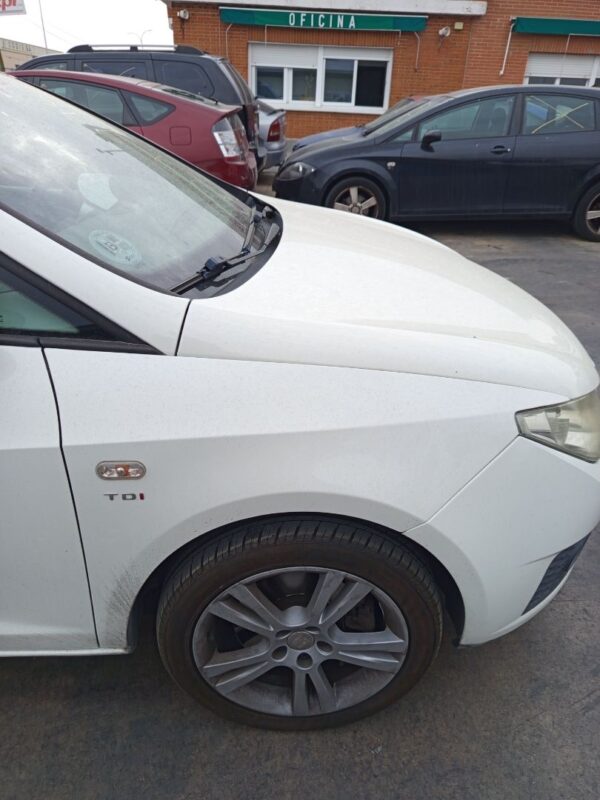 ALETA DELANTERA DERECHA SEAT IBIZA BERLINA (6J5)