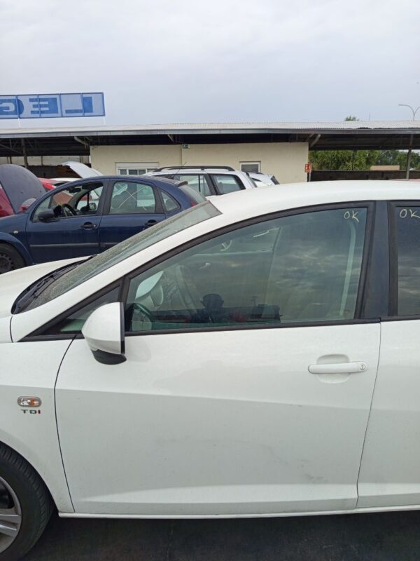 PUERTA DELANTERA IZQUIERDA SEAT IBIZA BERLINA (6J5)