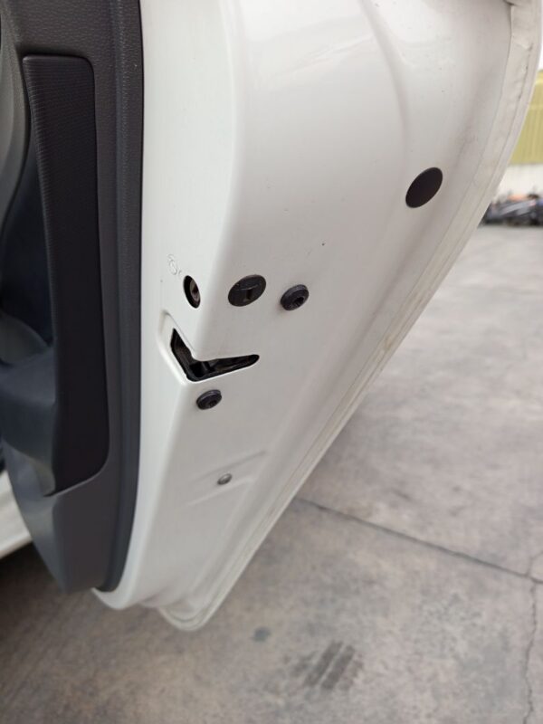 CERRADURA PUERTA TRASERA DERECHA SEAT IBIZA BERLINA (6J5)