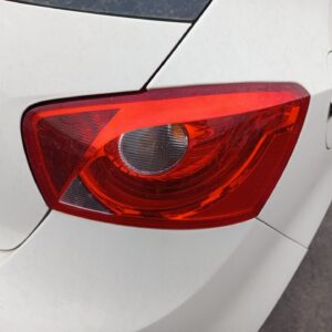 PILOTO TRASERO DERECHO SEAT IBIZA BERLINA (6J5)