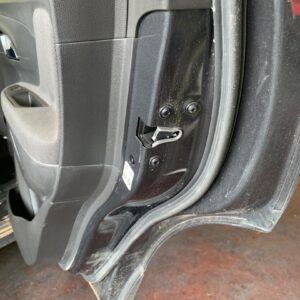 CERRADURA PUERTA TRASERA DERECHA OPEL MOKKA X