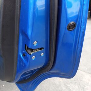 CERRADURA PUERTA TRASERA DERECHA NISSAN NOTE (E11E)