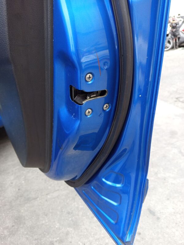 CERRADURA PUERTA DELANTERA DERECHA NISSAN NOTE (E11E)