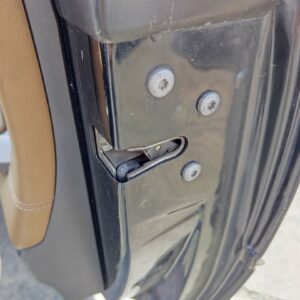 CERRADURA PUERTA DELANTERA DERECHA BMW SERIE 3 COUPE (E46)