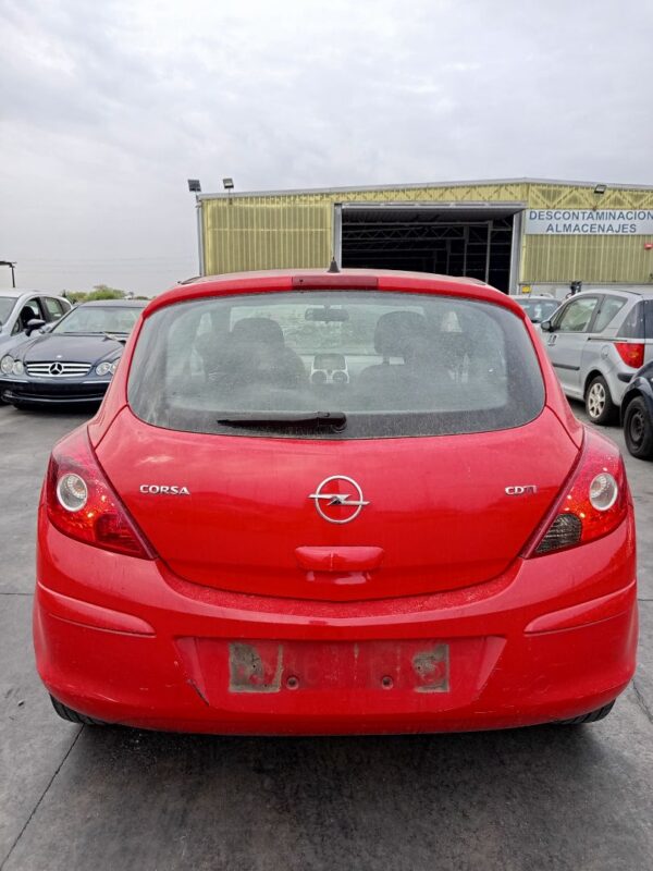 PORTON TRASERO OPEL CORSA D