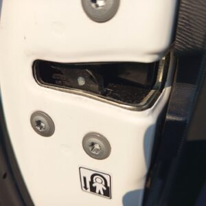 CERRADURA PUERTA TRASERA IZQUIERDA TOYOTA AVENSIS CROSS SPORT (T27)