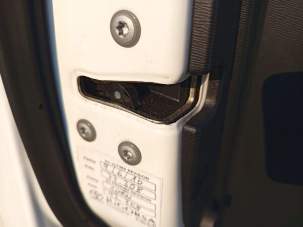 CERRADURA PUERTA DELANTERA IZQUIERDA TOYOTA AVENSIS CROSS SPORT (T27)
