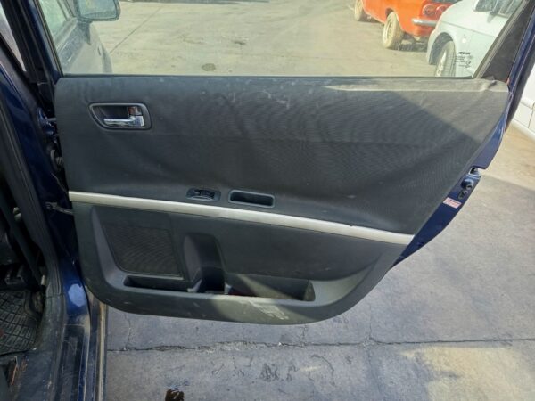 ELEVALUNAS TRASERO DERECHO TOYOTA COROLLA VERSO (R1)