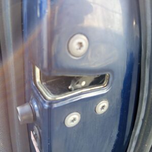CERRADURA PUERTA TRASERA DERECHA TOYOTA COROLLA VERSO (R1)