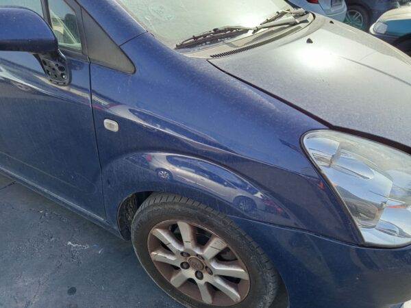 ALETA DELANTERA DERECHA TOYOTA COROLLA VERSO (R1)