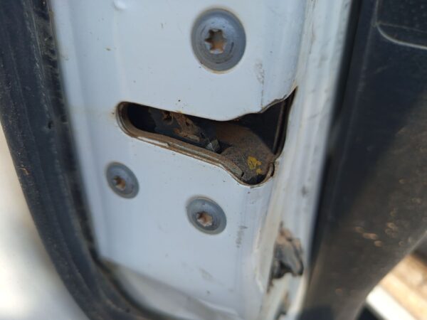CERRADURA PUERTA DELANTERA IZQUIERDA NISSAN NV200 /EVALIA (M20/M)