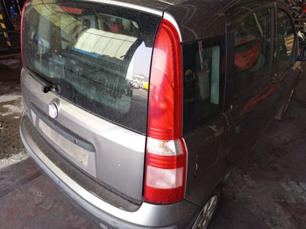 PILOTO TRASERO DERECHO FIAT II PANDA (169)
