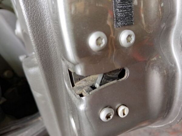 CERRADURA PUERTA TRASERA DERECHA FIAT II PANDA (169)