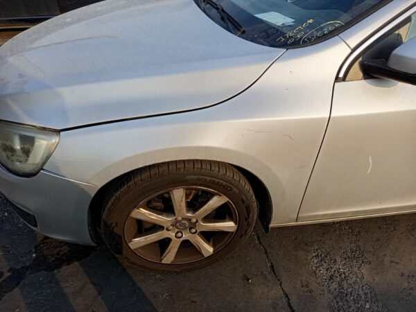 ALETA DELANTERA IZQUIERDA VOLVO V60 FAMILIAR