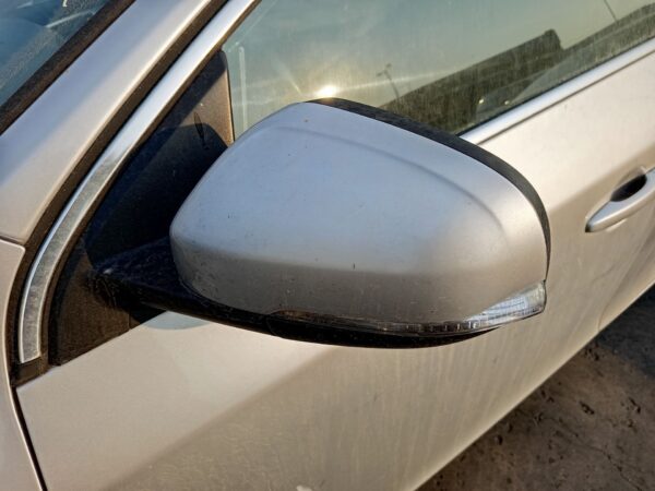 RETROVISOR IZQUIERDO VOLVO V60 FAMILIAR