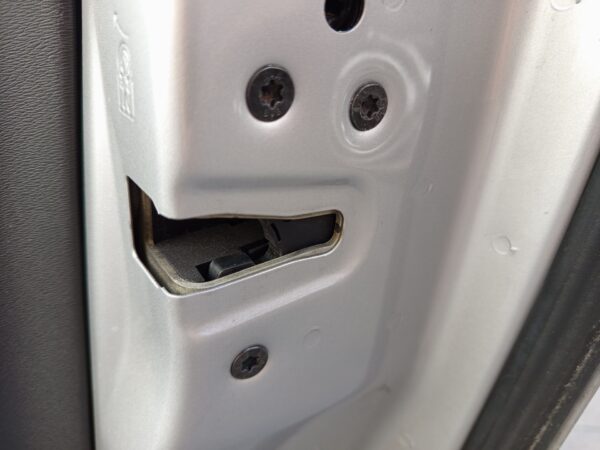 CERRADURA PUERTA TRASERA DERECHA VOLVO V60 FAMILIAR