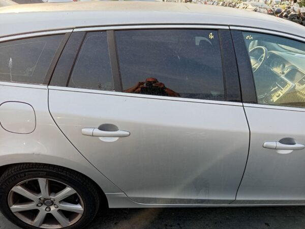 PUERTA TRASERA DERECHA VOLVO V60 FAMILIAR