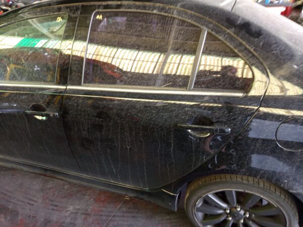 PUERTA TRASERA IZQUIERDA MITSUBISHI LANCER BERLINA (CY0)