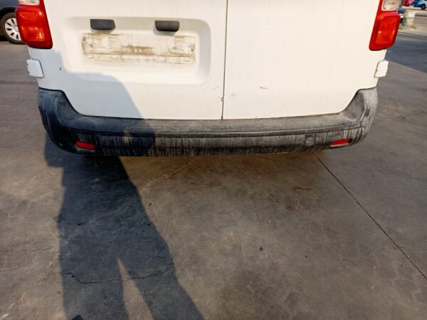 PARAGOLPES TRASERO TOYOTA PROACE