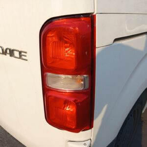 PILOTO TRASERO DERECHO TOYOTA PROACE