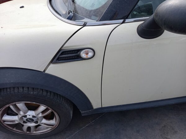 ALETA DELANTERA IZQUIERDA MINI MINI (R56)