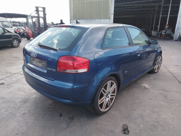 CINTURON SEGURIDAD TRASERO DERECHO AUDI A3 (8P1) - Imagen 4