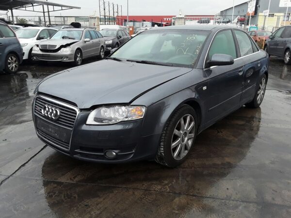 FARO IZQUIERDO AUDI A4 BERLINA (8E) - Imagen 5