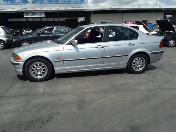 PUERTA DELANTERA DERECHA BMW SERIE 3 BERLINA (E46) - Imagen 4