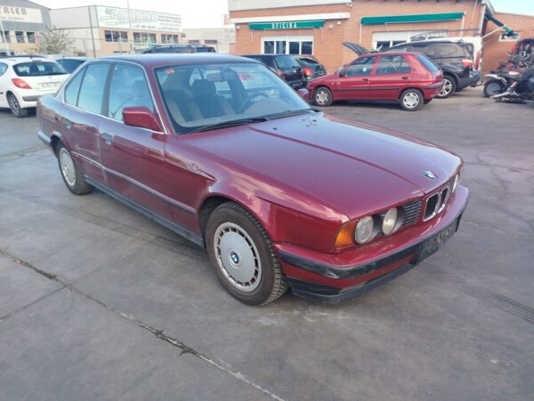 ALETA DELANTERA IZQUIERDA BMW SERIE 5 BERLINA (E34) - Imagen 4
