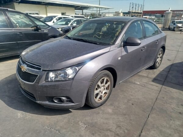 PUERTA DELANTERA IZQUIERDA CHEVROLET CRUZE - Imagen 4