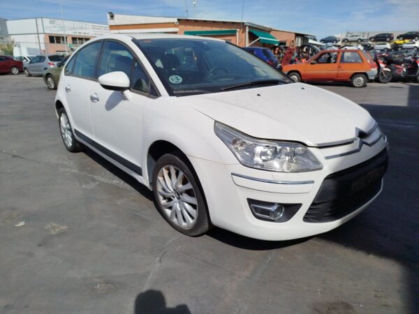 PARAGOLPES TRASERO CITROEN C4 BERLINA - Imagen 5