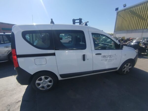 PARAGOLPES TRASERO DACIA DOKKER - Imagen 3