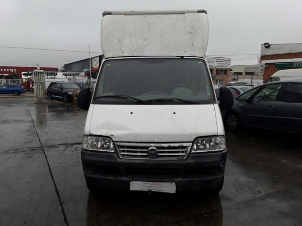 REJILLA DELANTERA FIAT DUCATO II FURGÓN 15 - Imagen 2
