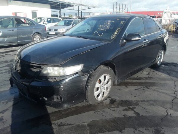 CONDENSADOR / RADIADOR  AIRE ACONDICIONADO HONDA ACCORD BERLINA (CL/CN) - Imagen 2