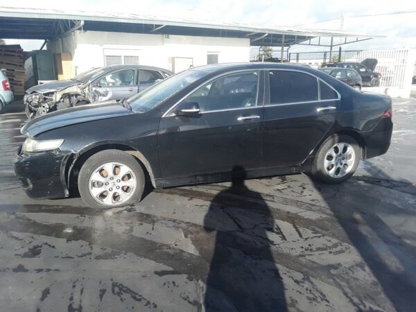 CONDENSADOR / RADIADOR  AIRE ACONDICIONADO HONDA ACCORD BERLINA (CL/CN) - Imagen 4