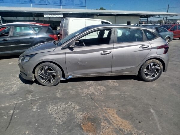 DEFENSA DELANTERA HYUNDAI I20 (BC3) - Imagen 5