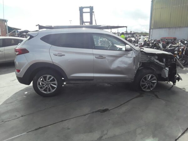 PORTON TRASERO HYUNDAI TUCSON (TL) - Imagen 3